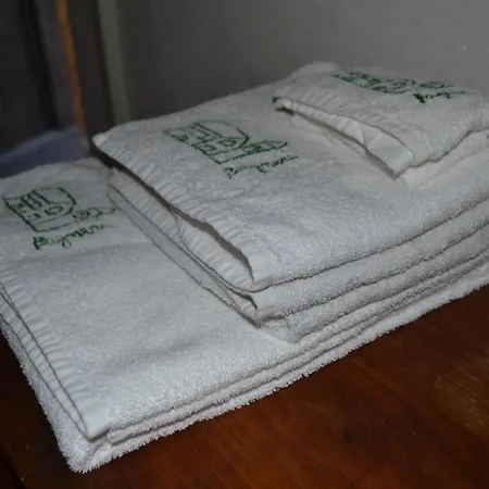 Bbb Bagneri Bed & Breakfast