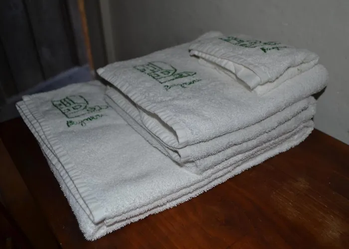 Bbb Bagneri Bed & Breakfast